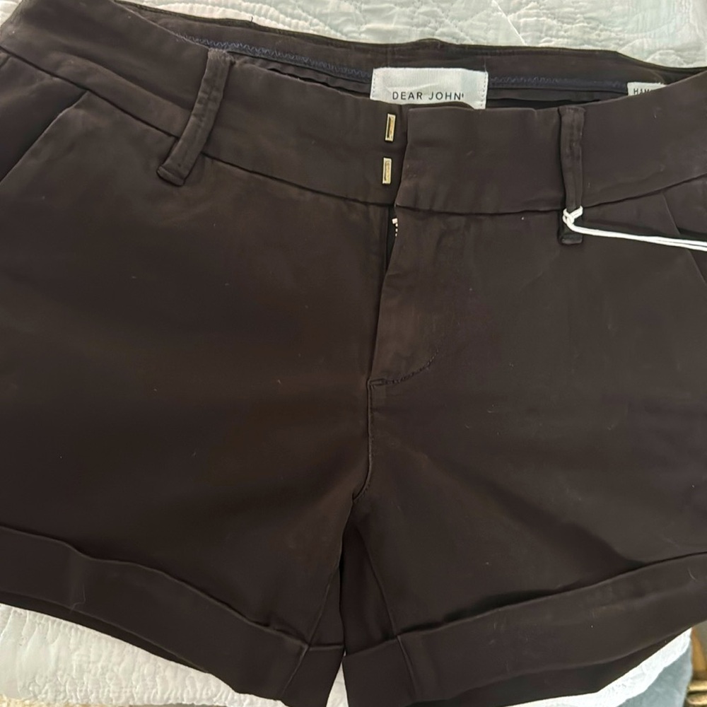 Dear John Hampton short black